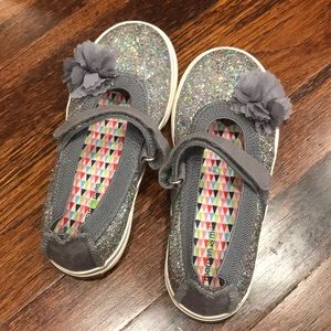 Girls silver shoes